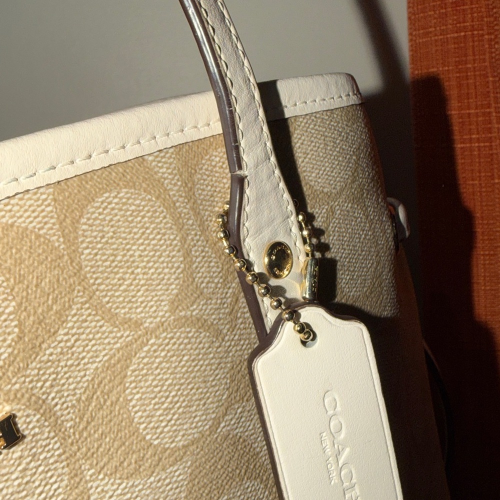 🔥🔥🔥Coach Signature Drawstring Carryall Shoulder Bag - Picture 11 of 16